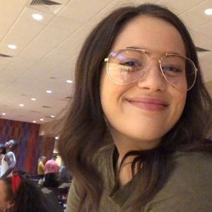 Meet your Posher, Marissa